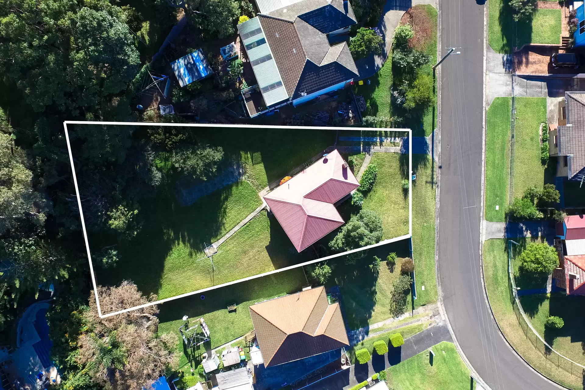 51 Westmacott Parade, Bulli Sold by Laurence Morgan Real Estate - image 2