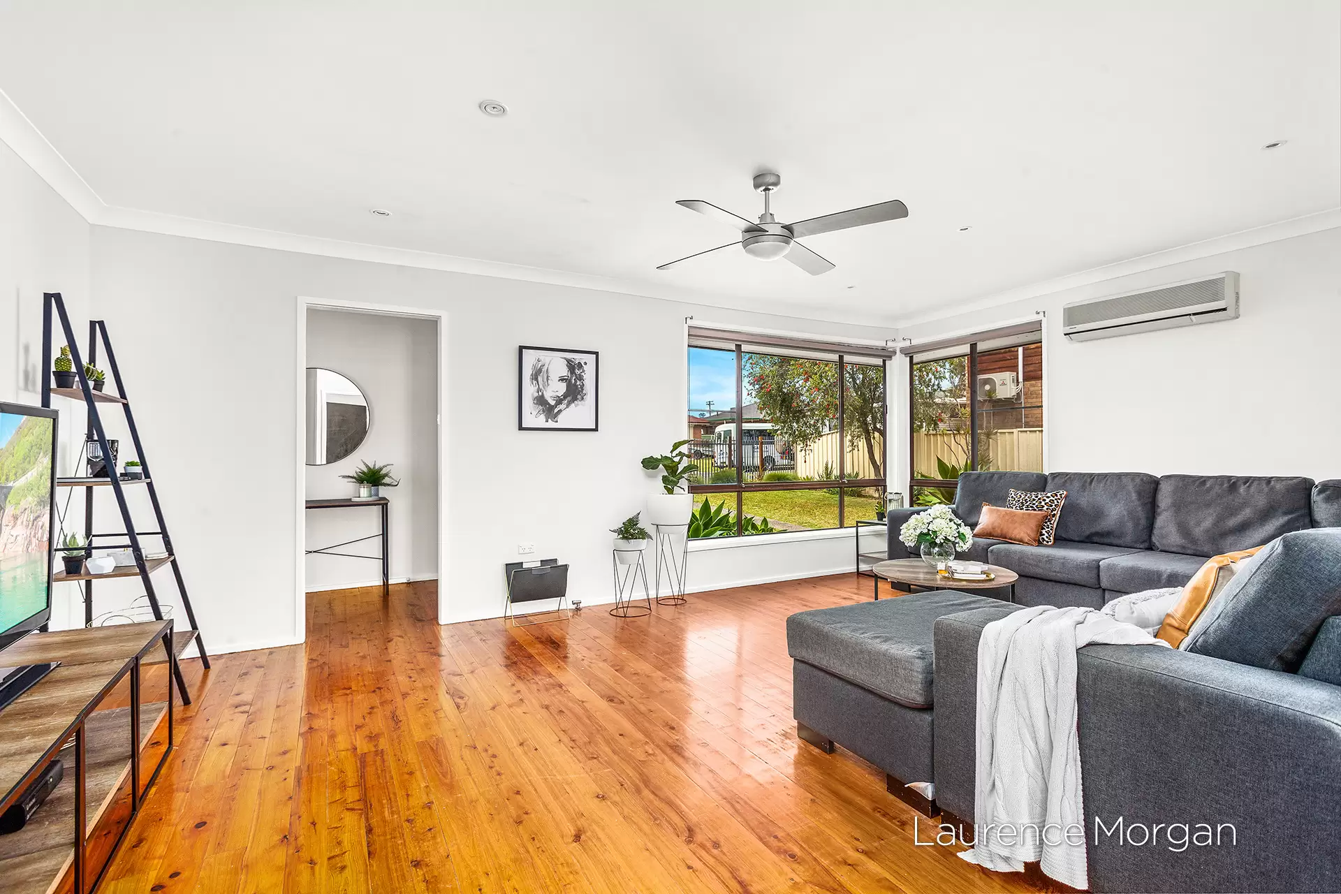 5 Fir Crescent, Albion Park Rail Sold by Laurence Morgan Real Estate - image 2