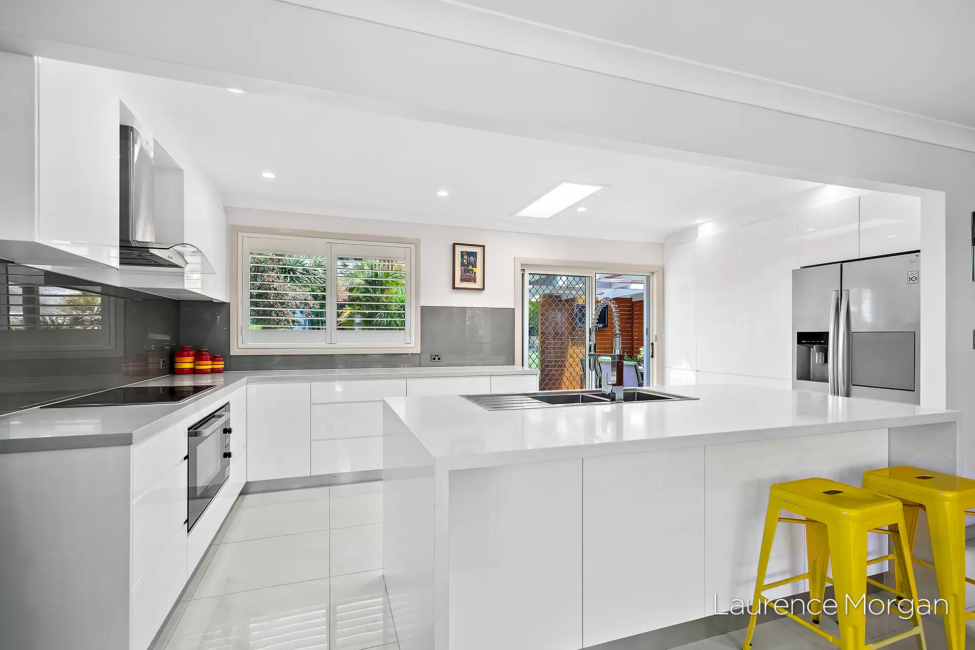 60 Stephen Drive, Woonona Sold by Laurence Morgan Real Estate - image 2
