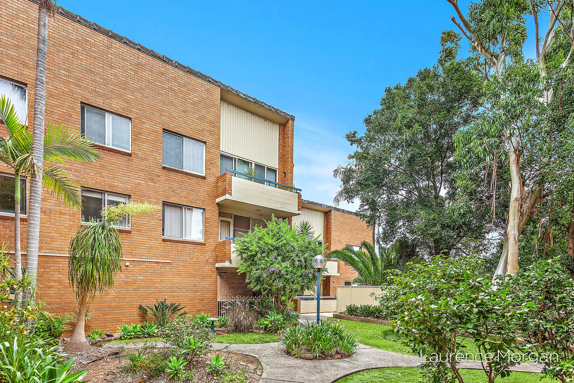2/23 Park Road, Bellambi Sold by Laurence Morgan Real Estate - image 1