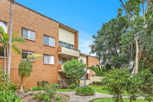 2/23 Park Road, Bellambi Sold by Laurence Morgan Real Estate
