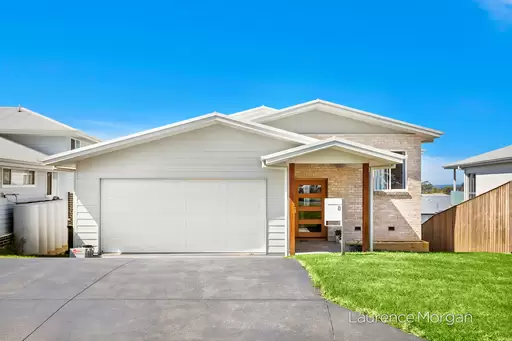 8 Thorn Parade, Bulli Sold by Laurence Morgan Real Estate