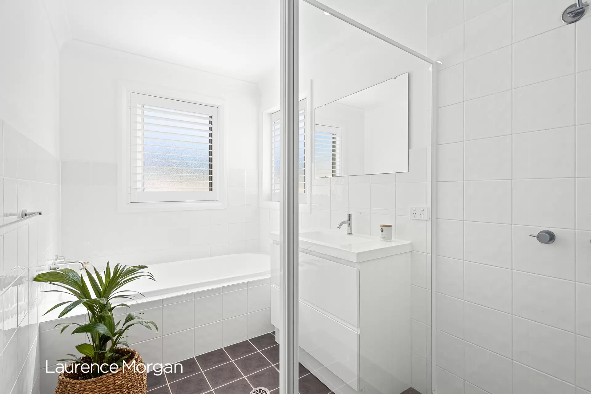 8 Corkwood Circuit, Woonona Sold by Laurence Morgan Real Estate - image 5