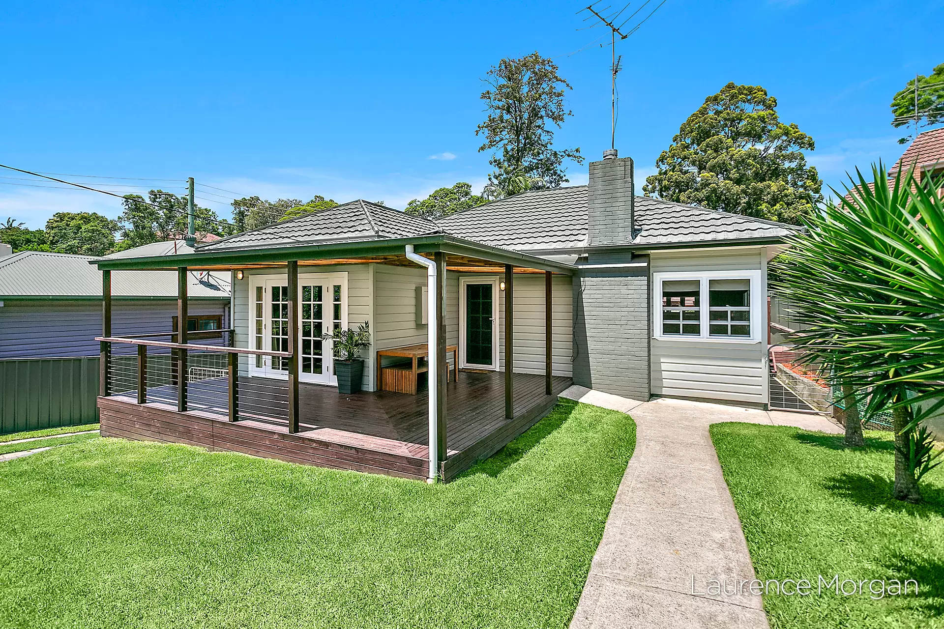 4 Payne Street, Mangerton Sold by Laurence Morgan Real Estate - image 1