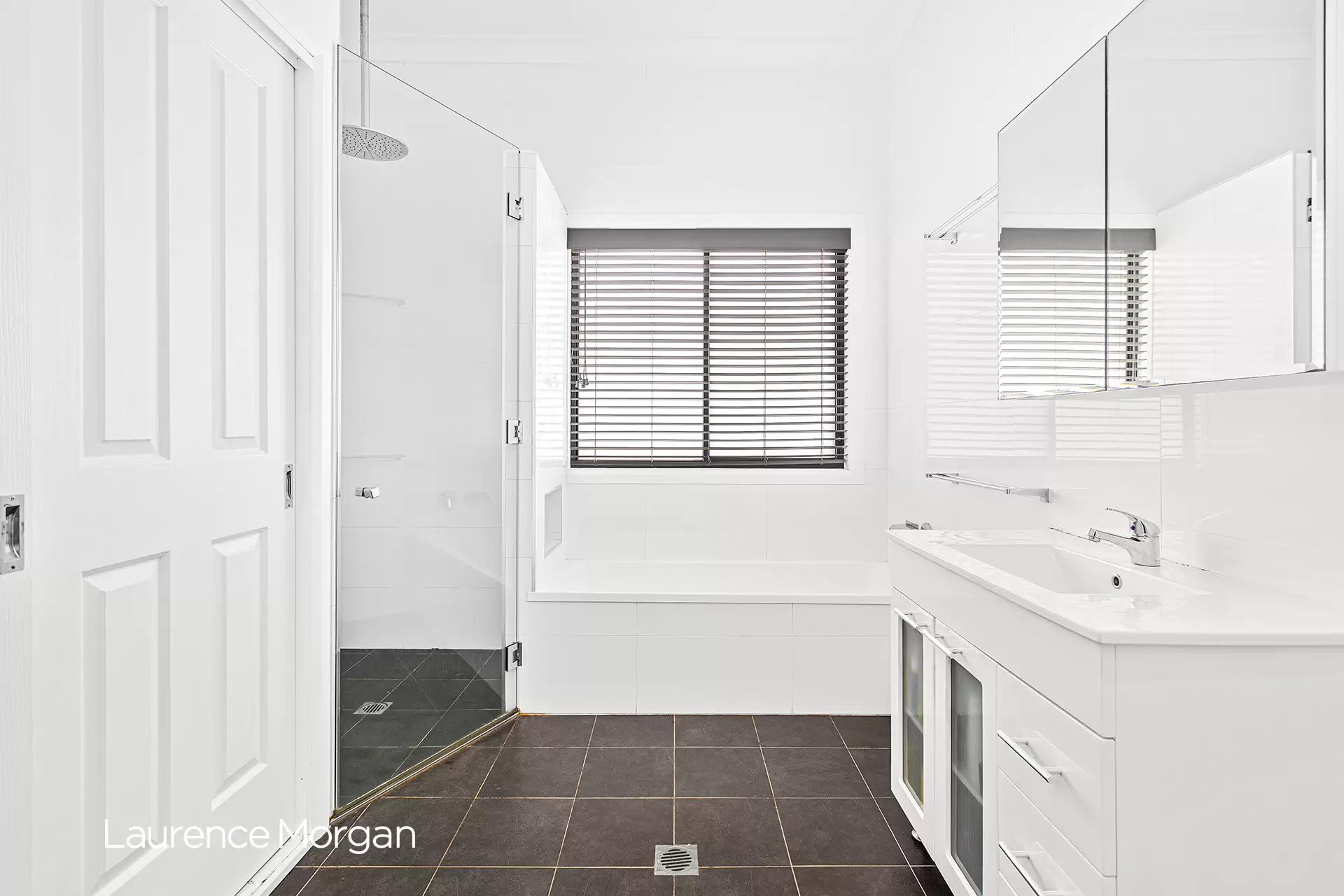 35 Hillcrest Avenue, Woonona Sold by Laurence Morgan Real Estate - image 11