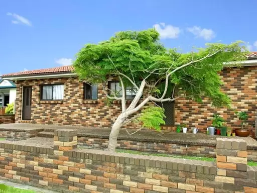 4/188 Lawrence Hargrave Drive, Thirroul Sold by Laurence Morgan Real Estate
