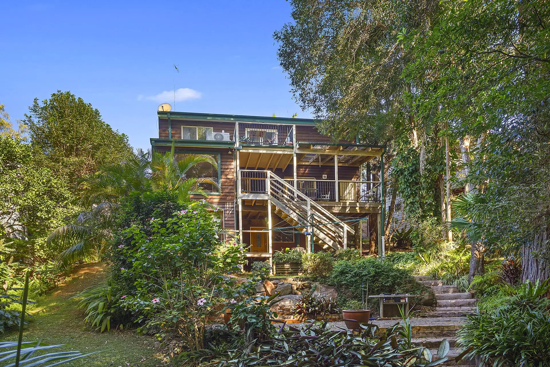 5 Sandhurst Street, Bulli Sold by Laurence Morgan Real Estate - image 6