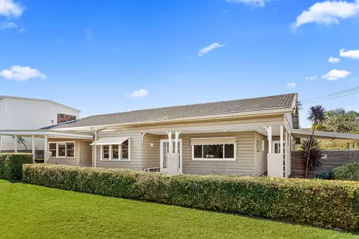 13 Arthur Street, Thirroul Sold by Laurence Morgan Real Estate
