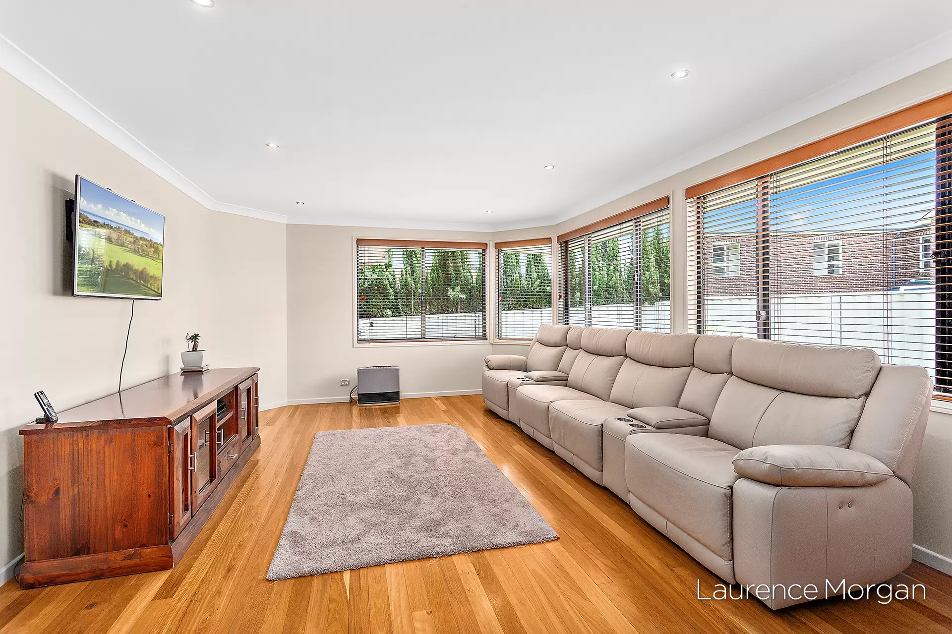 17 Norfolk Crescent, Shell Cove Sold by Laurence Morgan Real Estate - image 4
