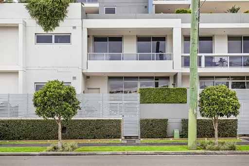 15/3-15 Belmore Street, Wollongong Sold by Laurence Morgan Real Estate