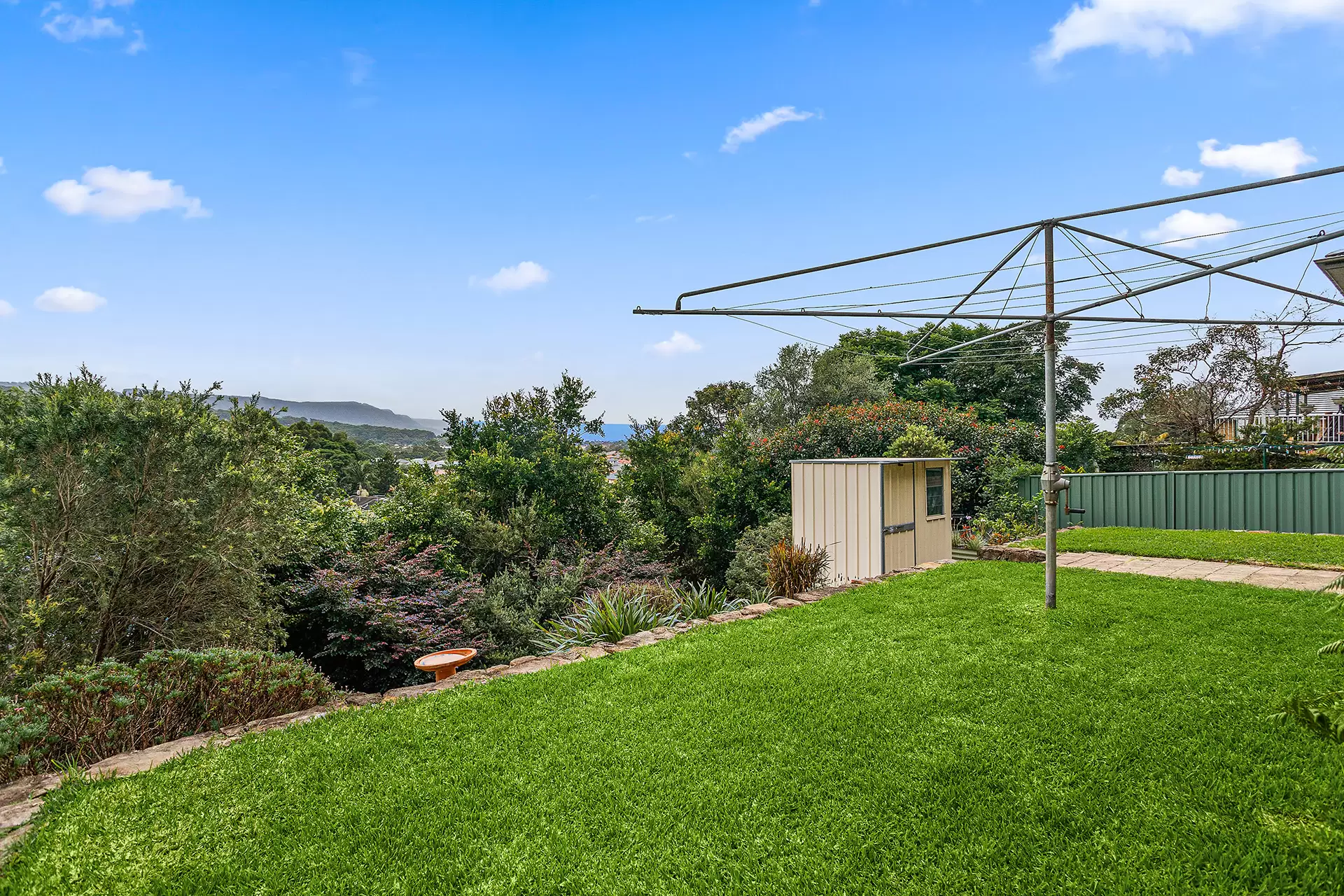 72 Rixons Pass Road, Woonona Sold by Laurence Morgan Real Estate - image 5