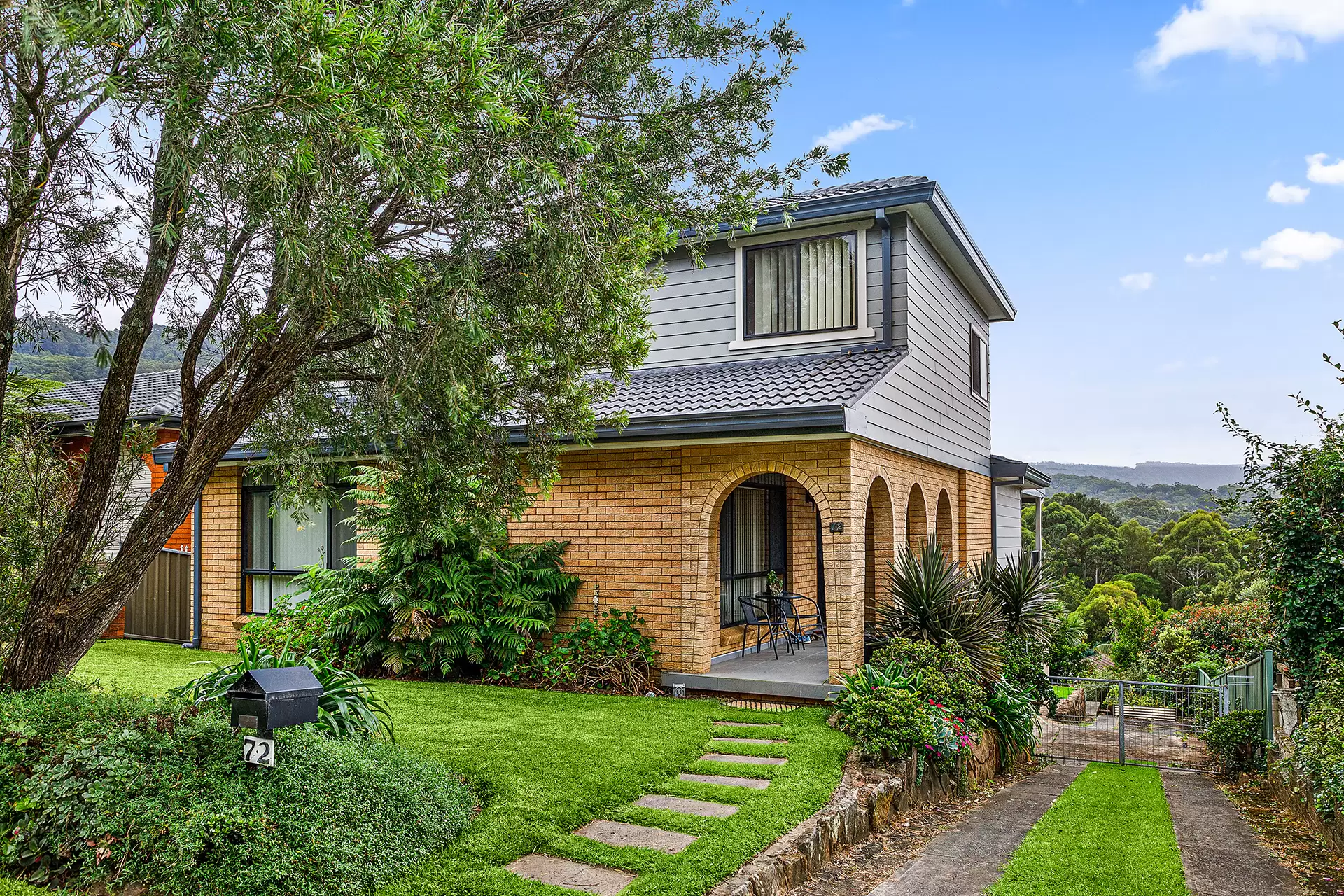 72 Rixons Pass Road, Woonona Sold by Laurence Morgan Real Estate - image 1