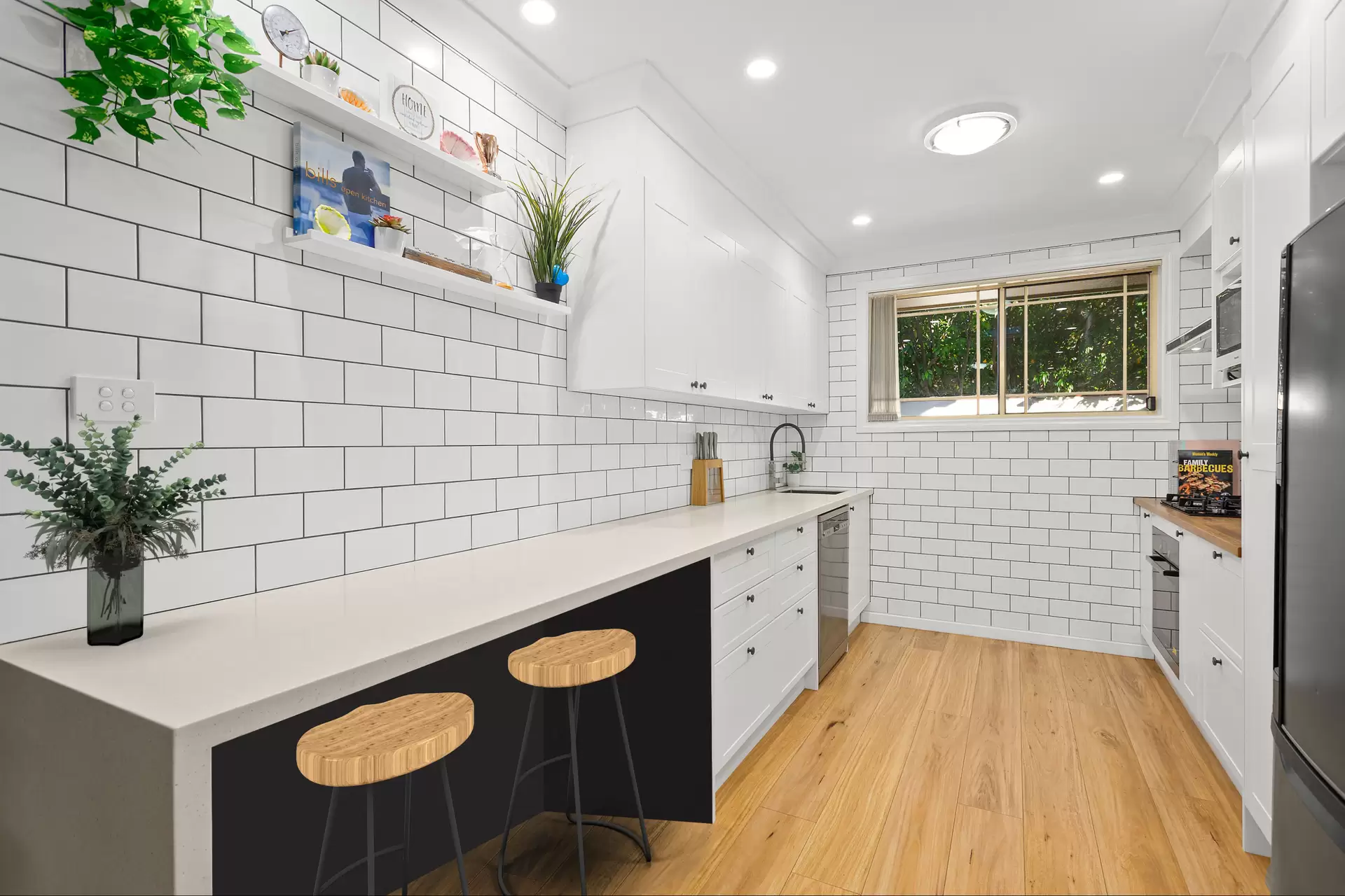 5/2 Gwyther Avenue, Bulli Sold by Laurence Morgan Real Estate - image 2