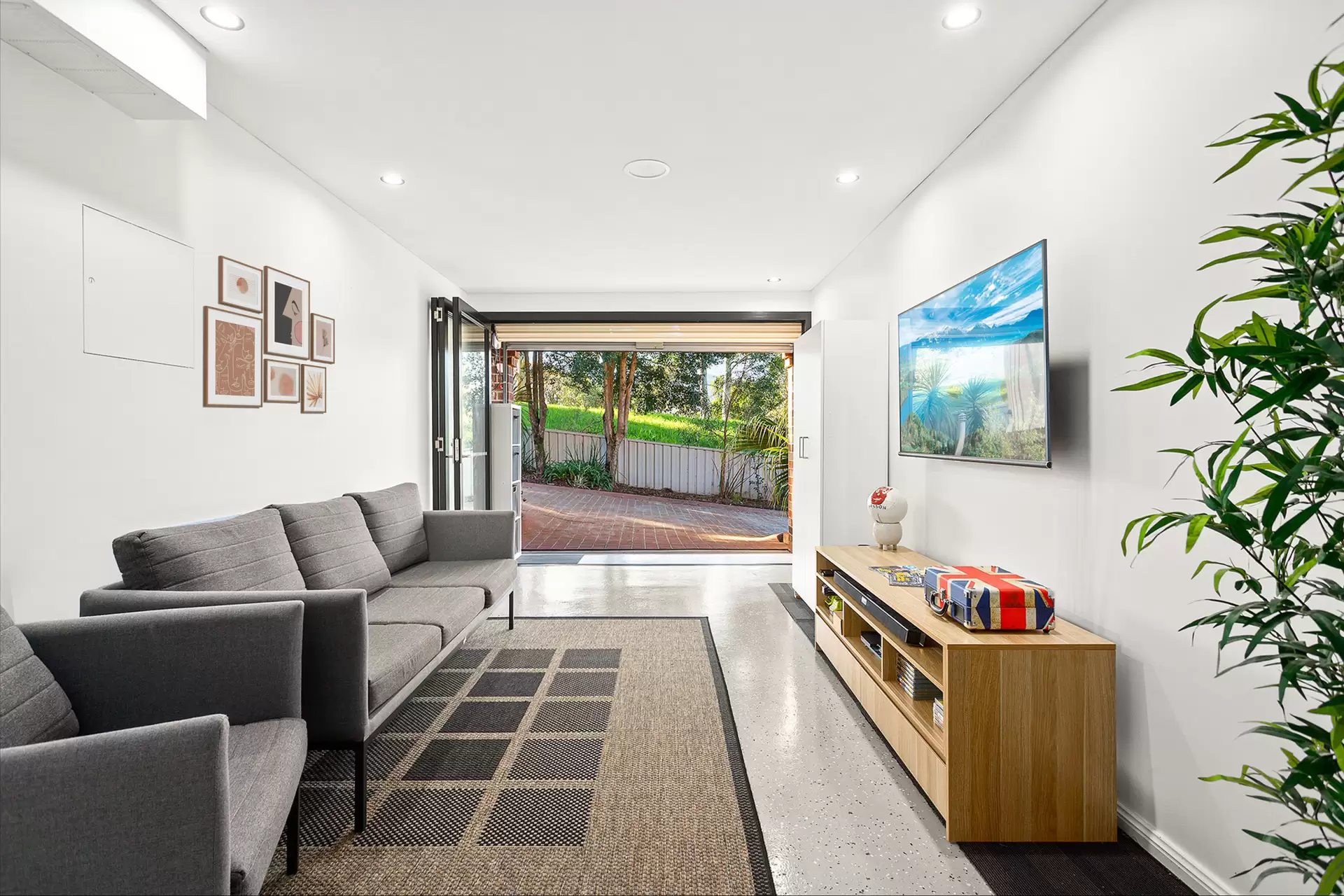 5/2 Gwyther Avenue, Bulli Sold by Laurence Morgan Real Estate - image 4