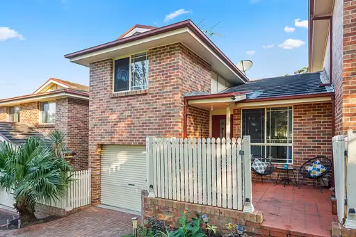 5/2 Gwyther Avenue, Bulli Sold by Laurence Morgan Real Estate