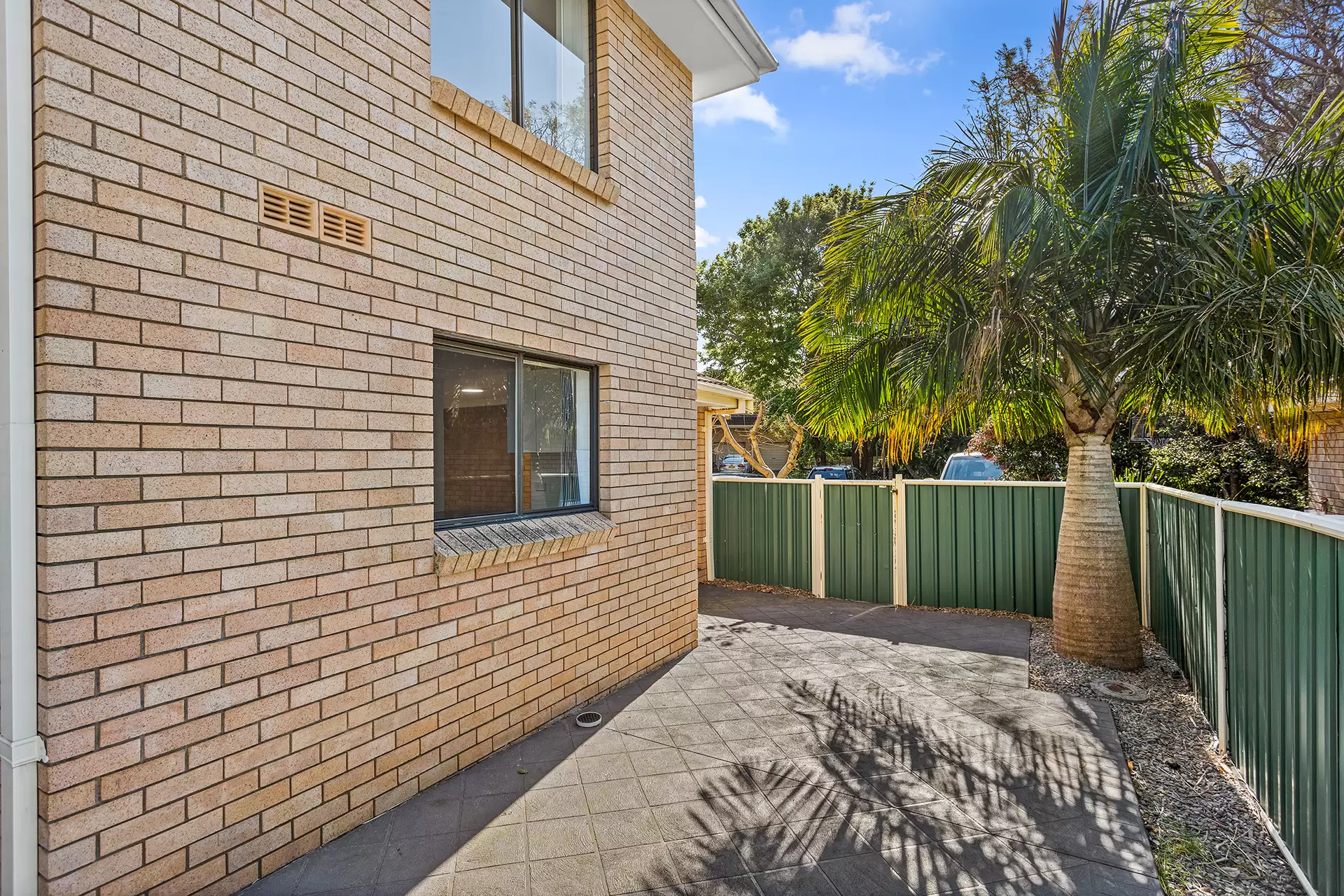 4/9-11 Cochrane Road, Thirroul Sold by Laurence Morgan Real Estate - image 5
