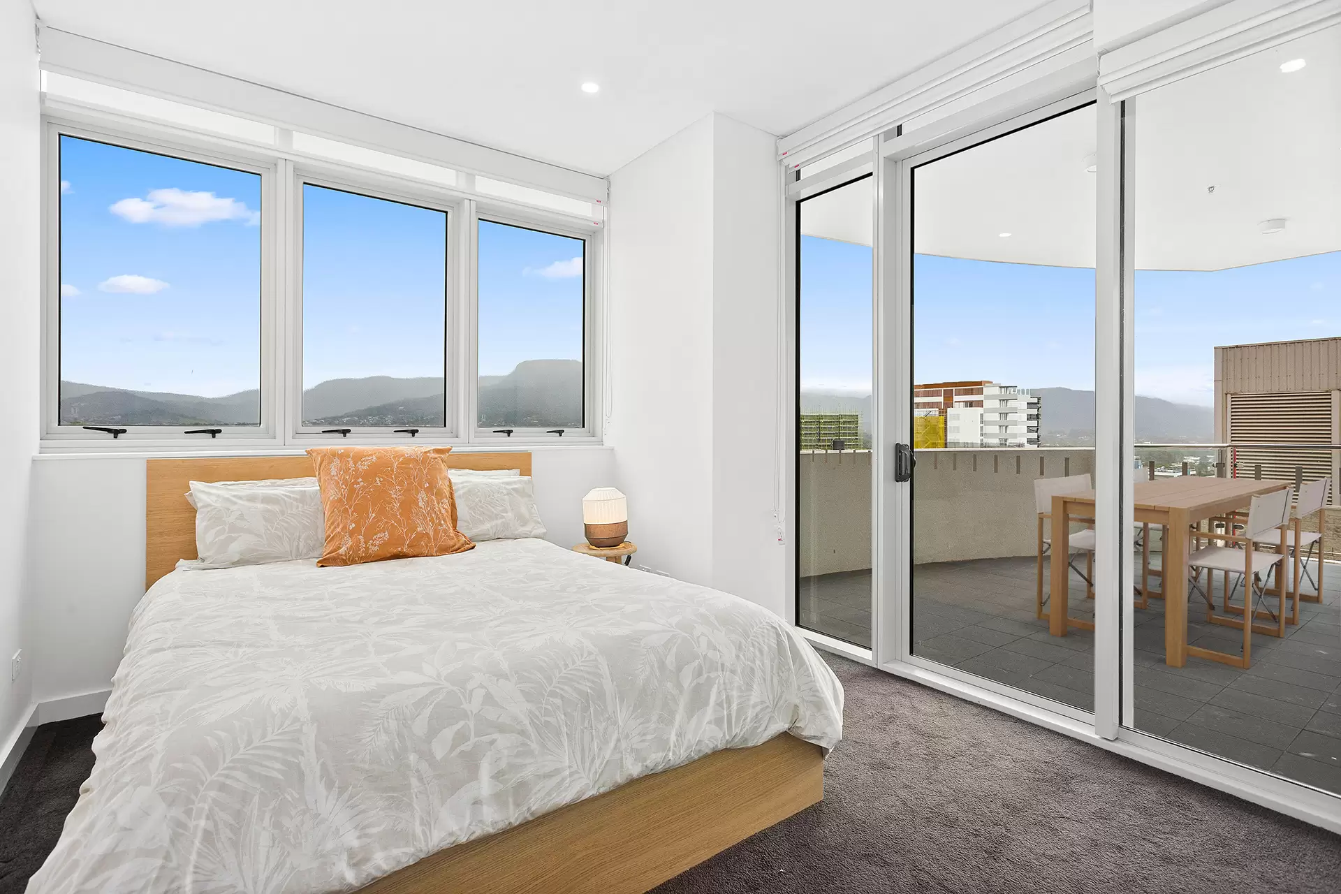 606/10-18 Regent Street, Wollongong Sold by Laurence Morgan Real Estate - image 9