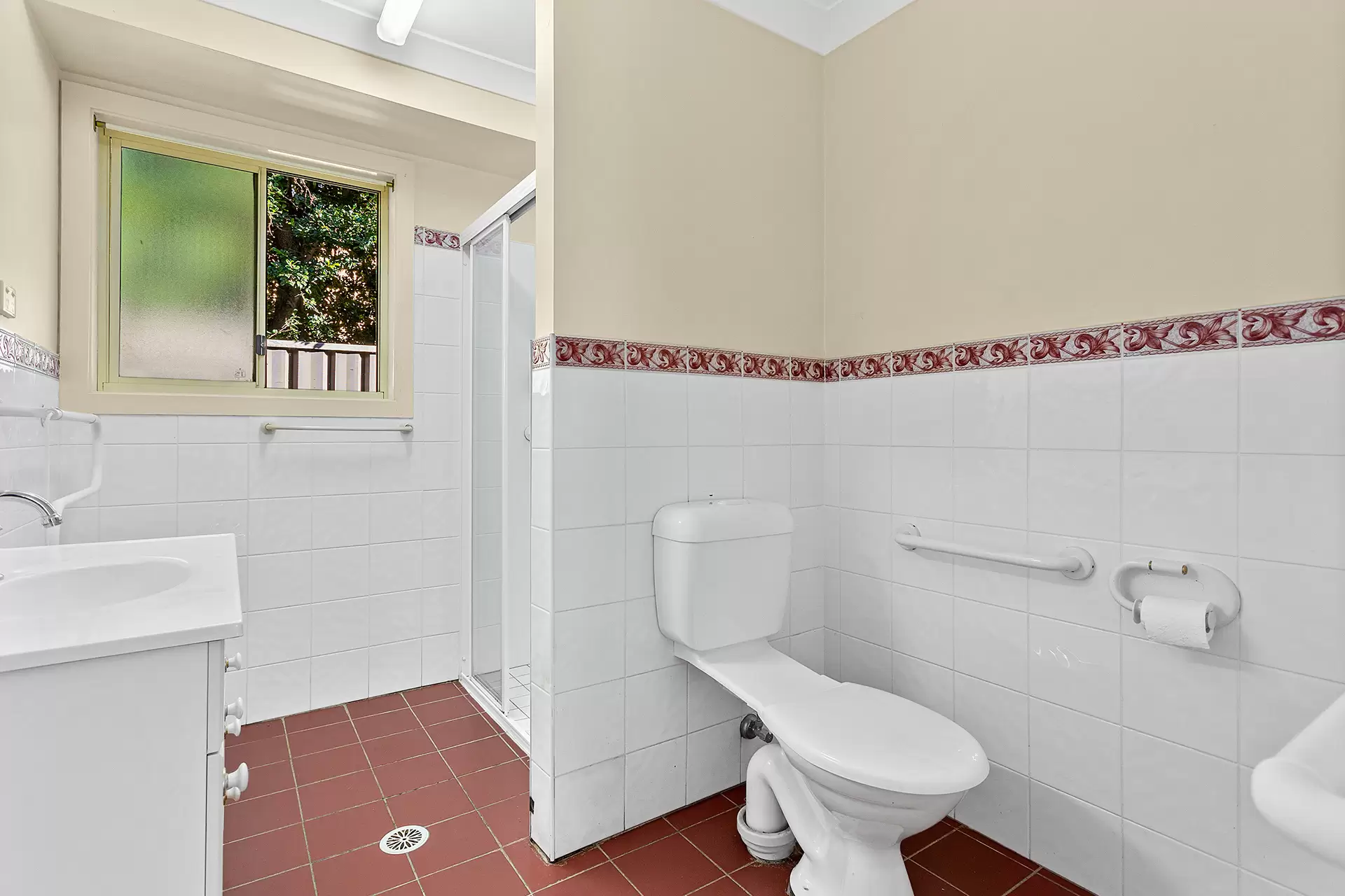 4/127 Princes Highway, Corrimal Sold by Laurence Morgan Real Estate - image 7