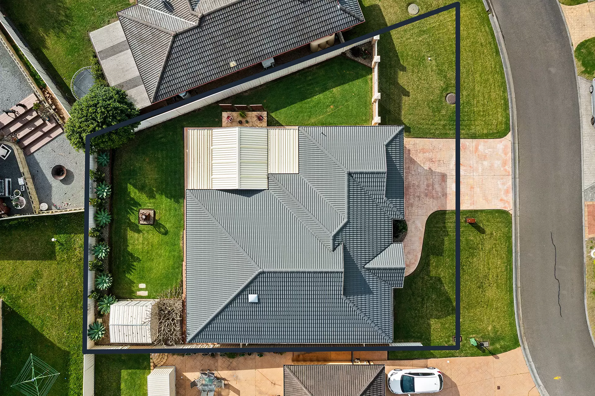 16 Boddington Way, Horsley Sold by Laurence Morgan Real Estate - image 11