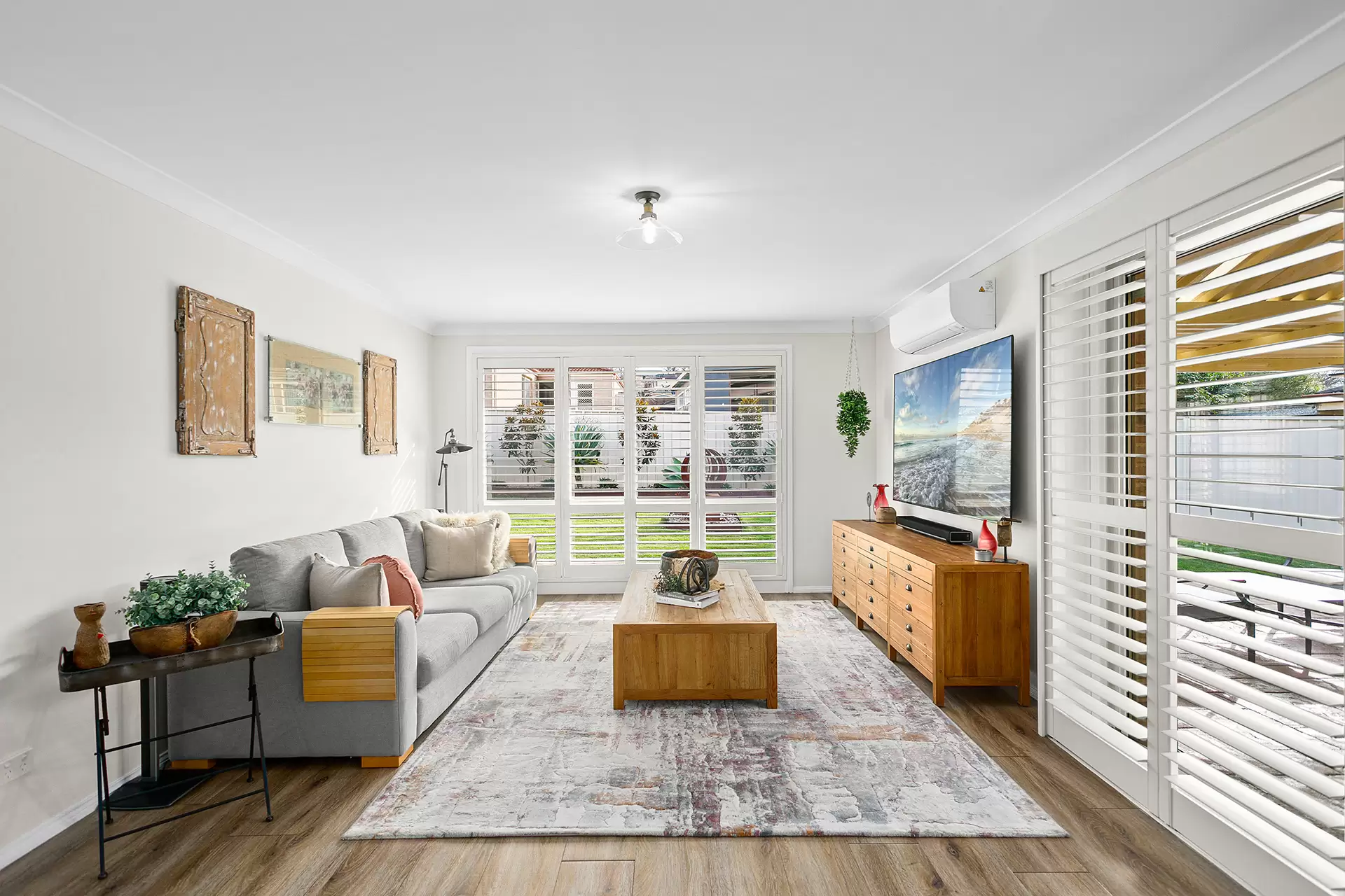 16 Boddington Way, Horsley Sold by Laurence Morgan Real Estate - image 5