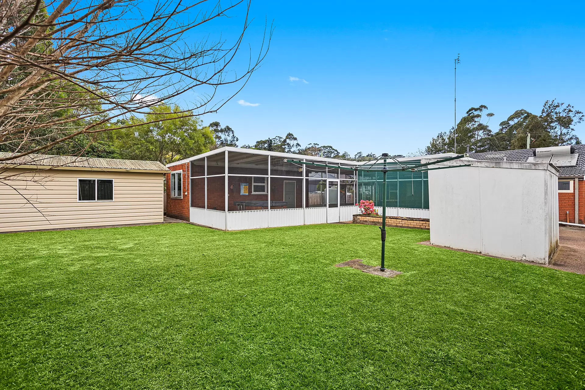 82 Koloona Avenue, Figtree Sold by Laurence Morgan Real Estate - image 8