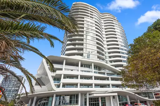 605/10-18 Regent Street, Wollongong Sold by Laurence Morgan Real Estate