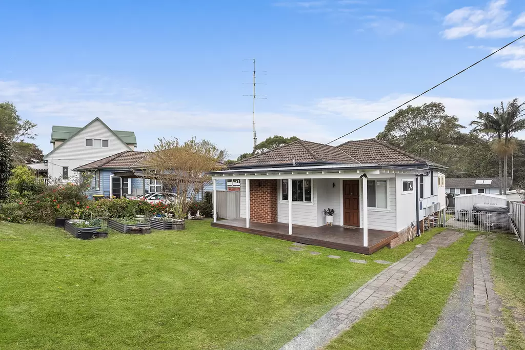 31 Westmacott Parade, Bulli Sold by Laurence Morgan Real Estate