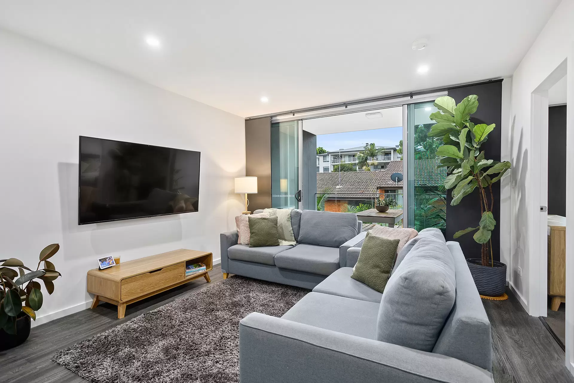 5/60 Gipps Street, Wollongong Sold by Laurence Morgan Real Estate - image 4