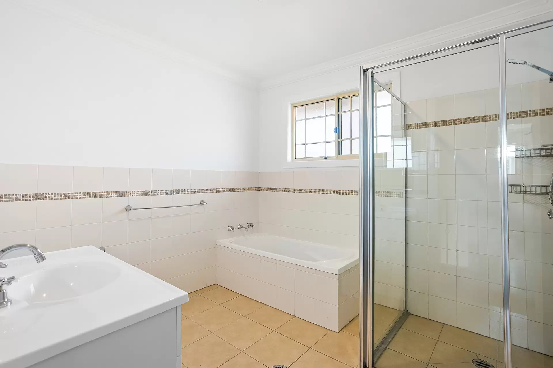 9/13a Organs Road, Bulli Sold by Laurence Morgan Real Estate - image 8