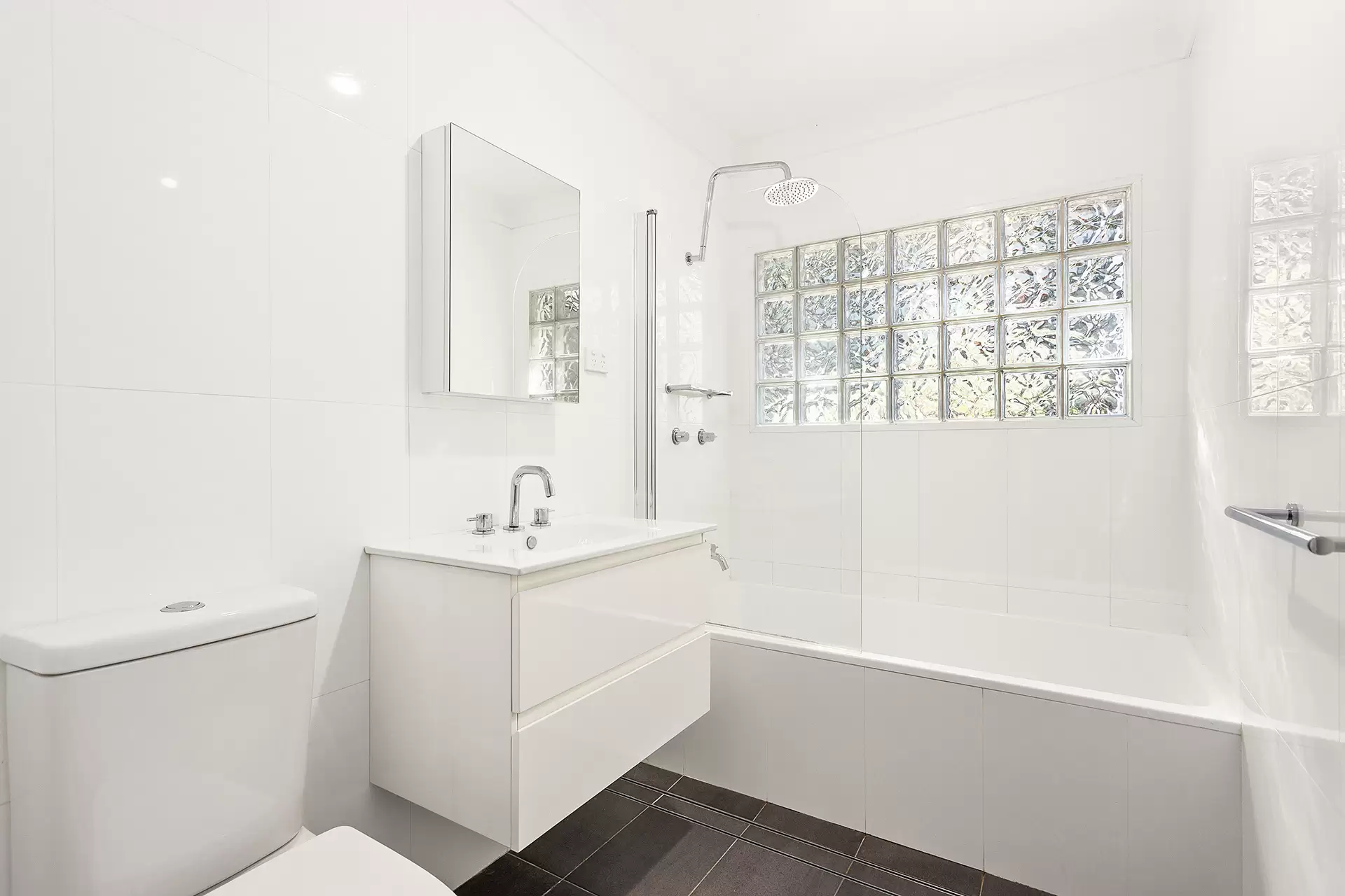 20 Balook Street, Mount Keira Sold by Laurence Morgan Real Estate - image 6