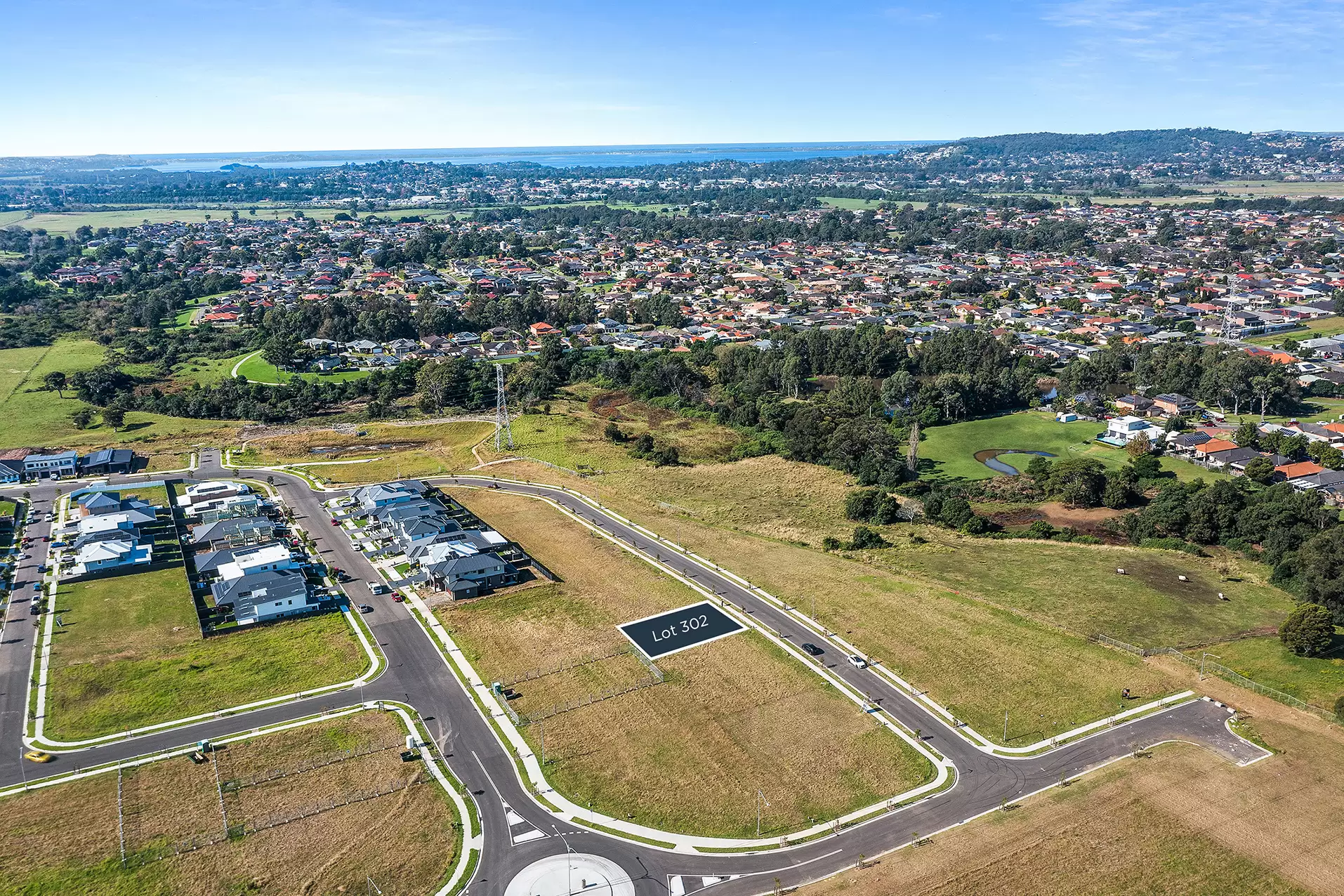9 Sundew Street, Horsley Sold by Laurence Morgan Real Estate - image 2