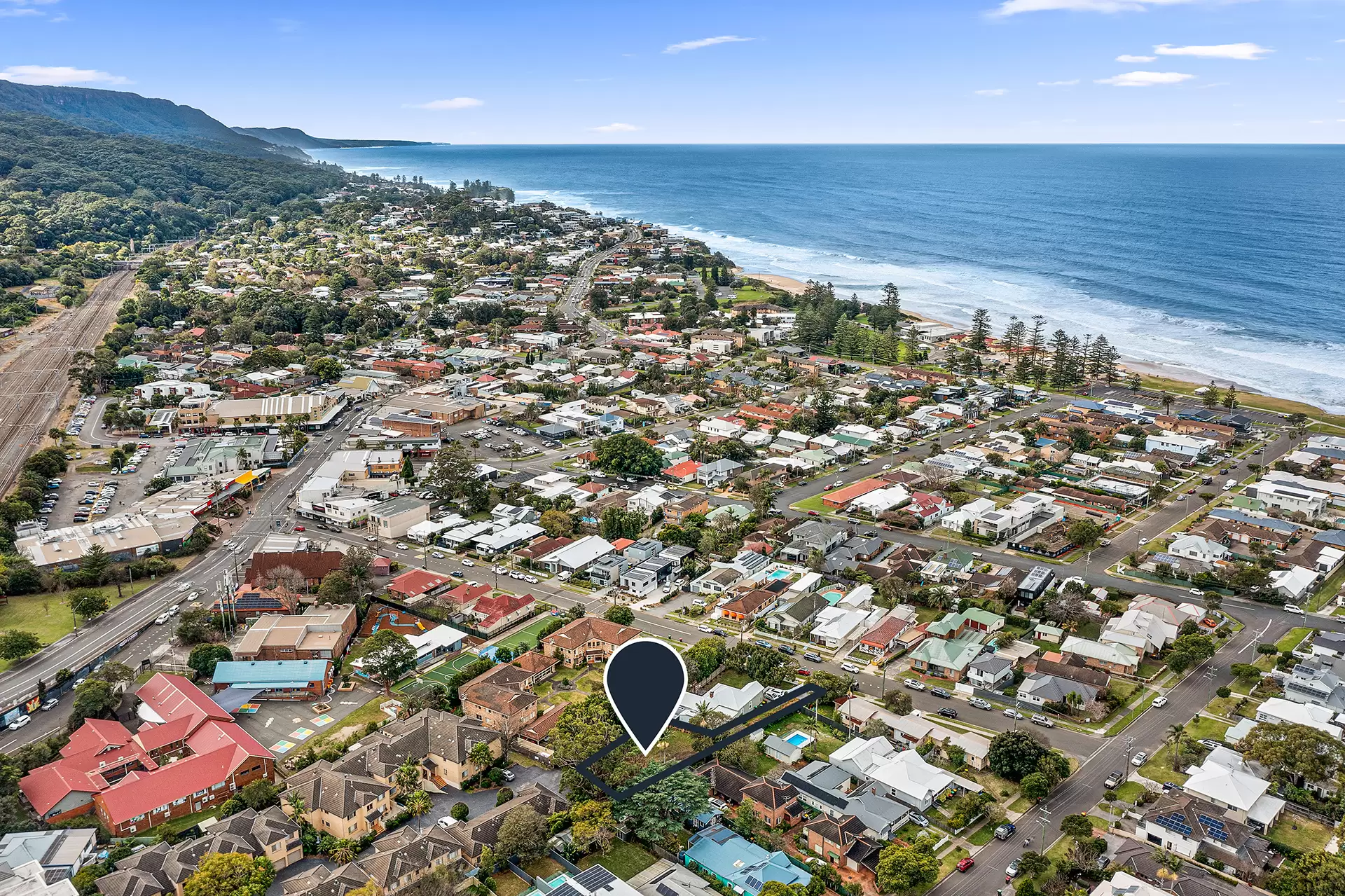 16a Raymond Road, Thirroul Sold by Laurence Morgan Real Estate - image 3
