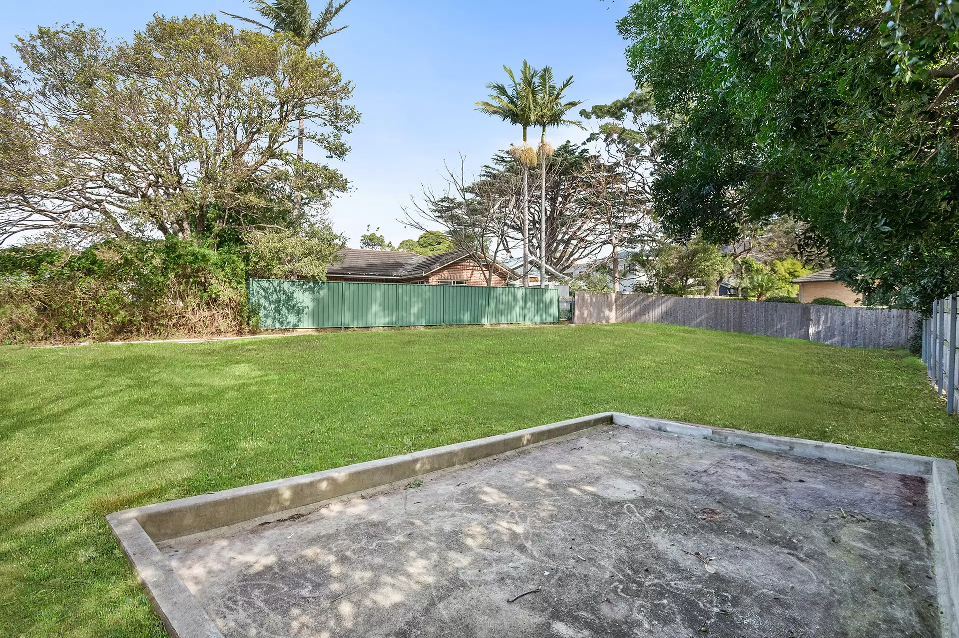 16a Raymond Road, Thirroul Sold by Laurence Morgan Real Estate - image 2