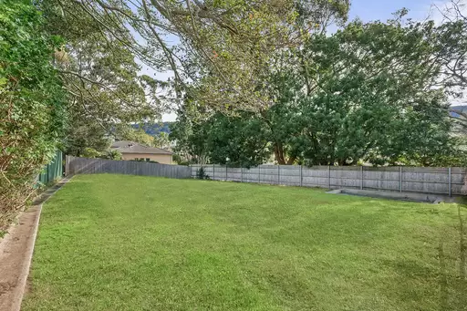16a Raymond Road, Thirroul Sold by Laurence Morgan Real Estate