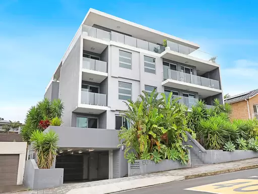 2/60 Gipps Street, Wollongong For Sale by Laurence Morgan Real Estate