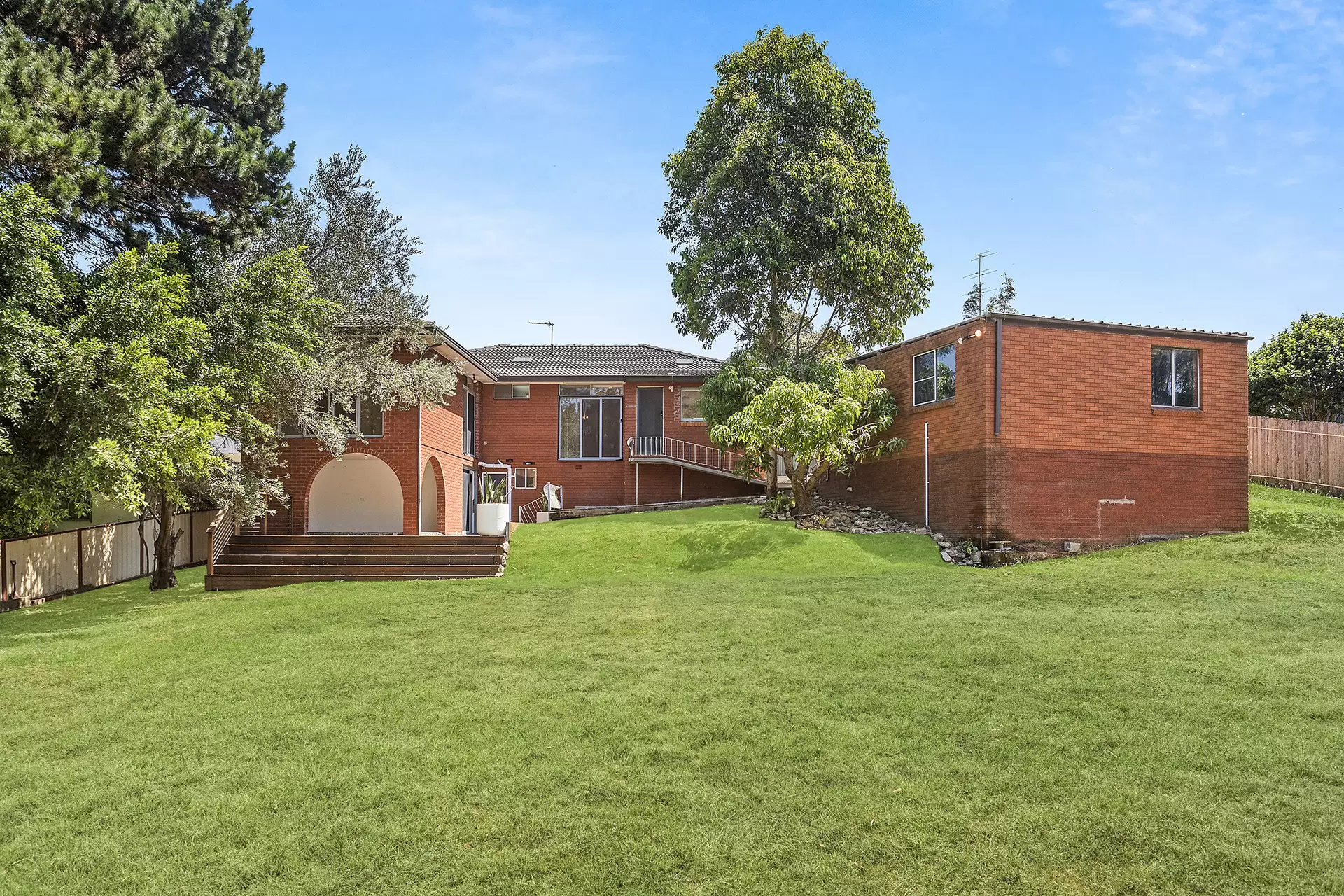 47 Ranchby Avenue, Lake Heights Sold by Laurence Morgan Real Estate - image 11