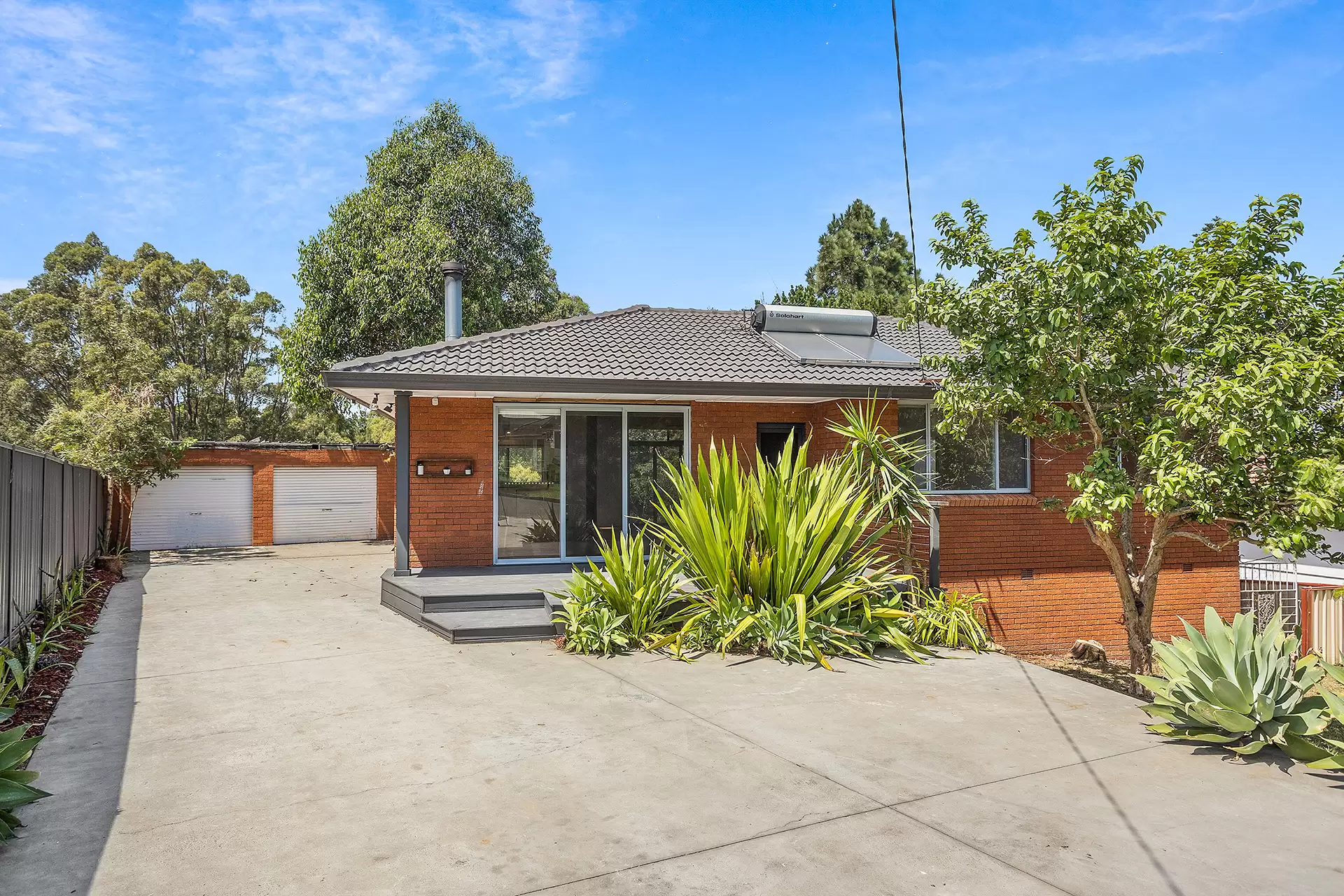 47 Ranchby Avenue, Lake Heights Sold by Laurence Morgan Real Estate - image 1