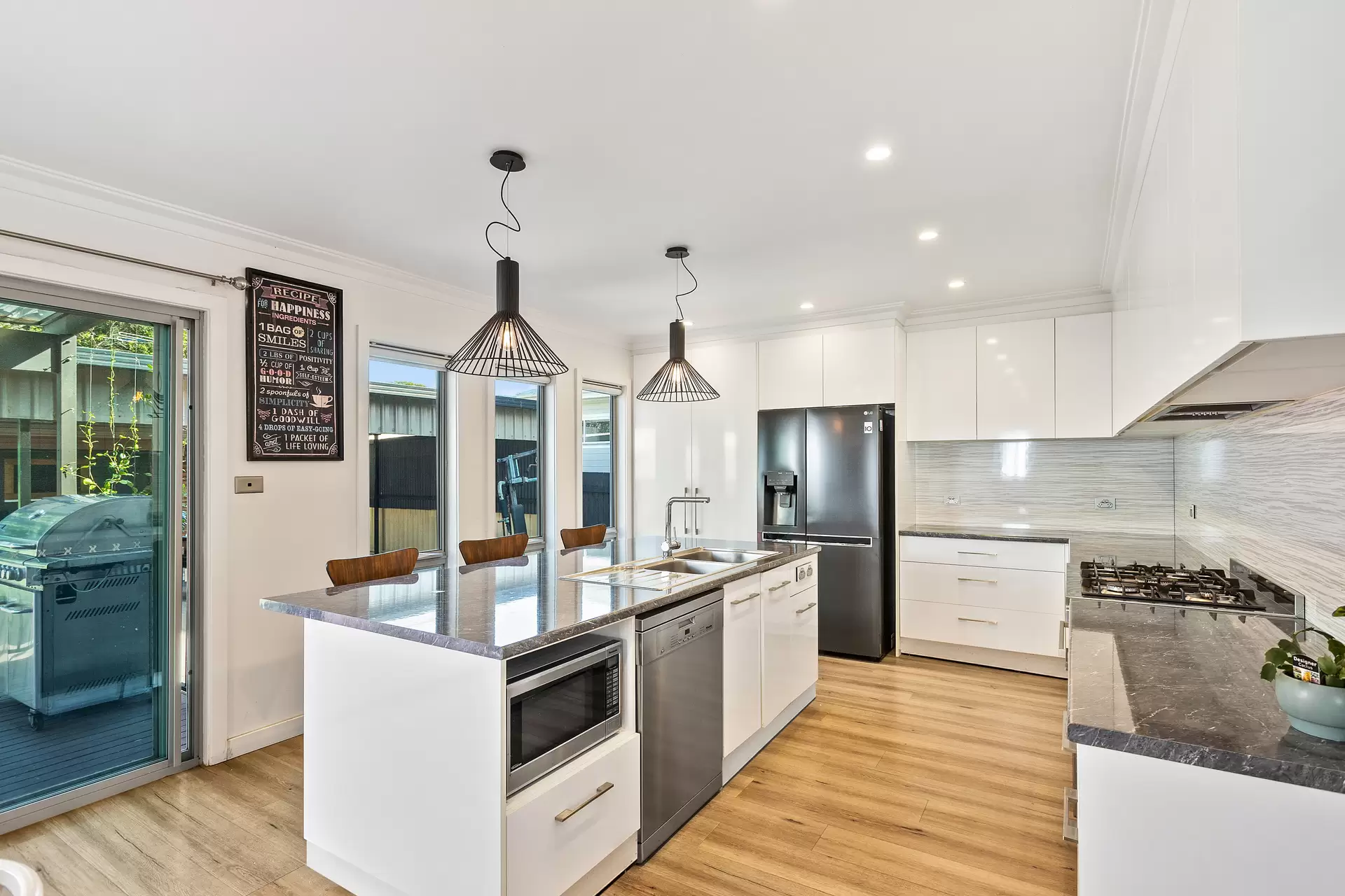 86 Carters Lane, Fairy Meadow Sold by Laurence Morgan Real Estate - image 3