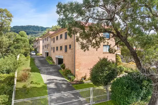 12/18 High Street, Woonona For Sale by Laurence Morgan Real Estate