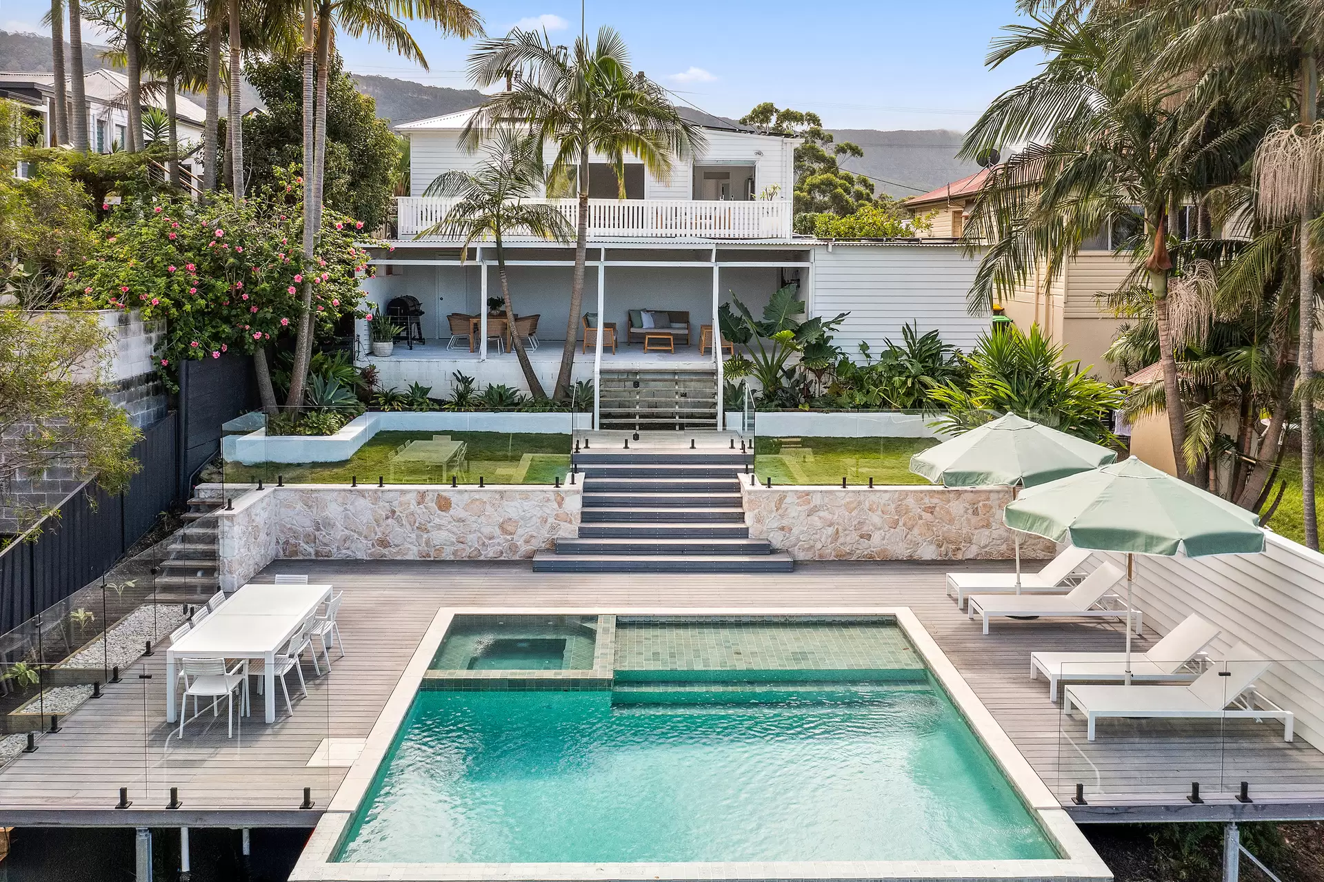 21 George Avenue, Bulli Sold by Laurence Morgan Real Estate - image 2