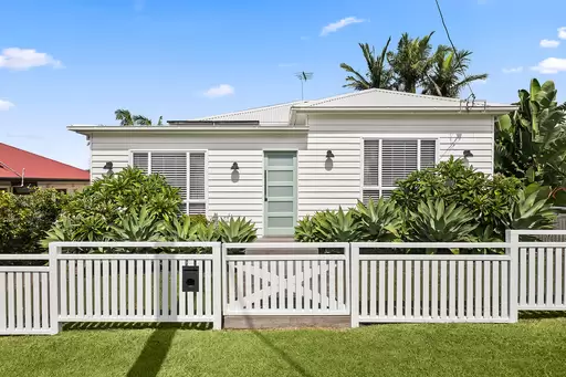 21 George Avenue, Bulli Sold by Laurence Morgan Real Estate