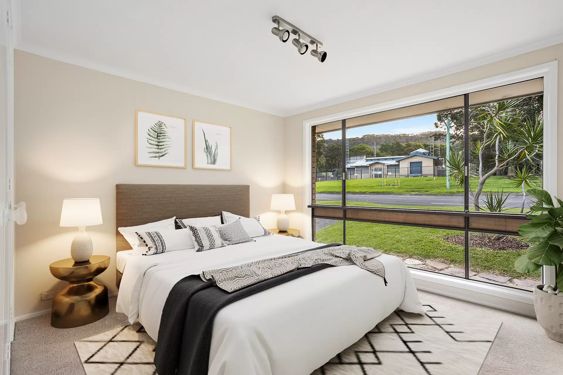 593 Princes Highway, Woonona Sold by Laurence Morgan Real Estate - image 5