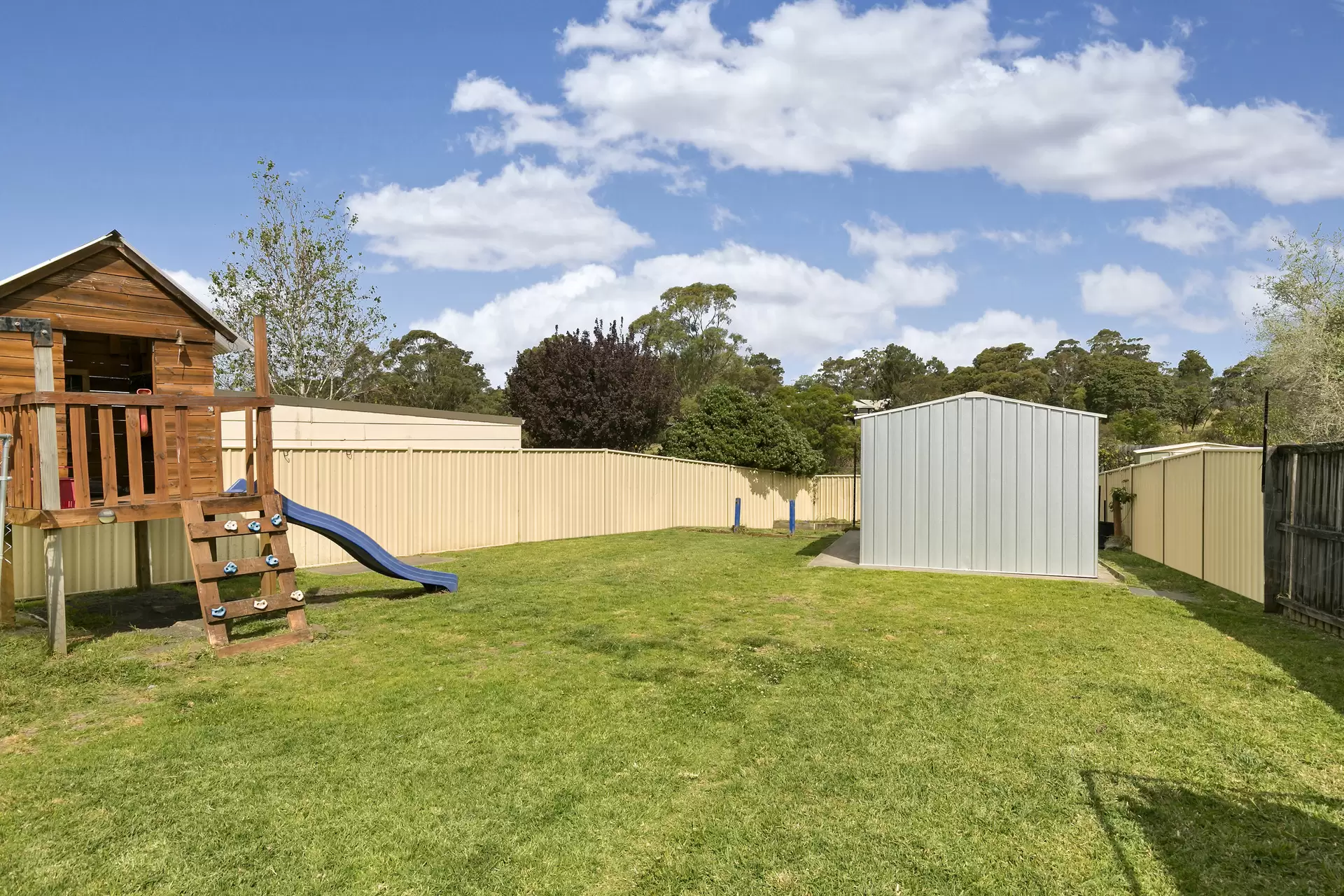 27 Waples Road, Unanderra For Sale by Laurence Morgan Real Estate - image 6
