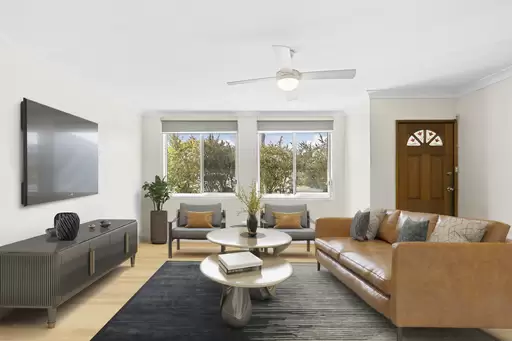 27 Waples Road, Unanderra For Sale by Laurence Morgan Real Estate