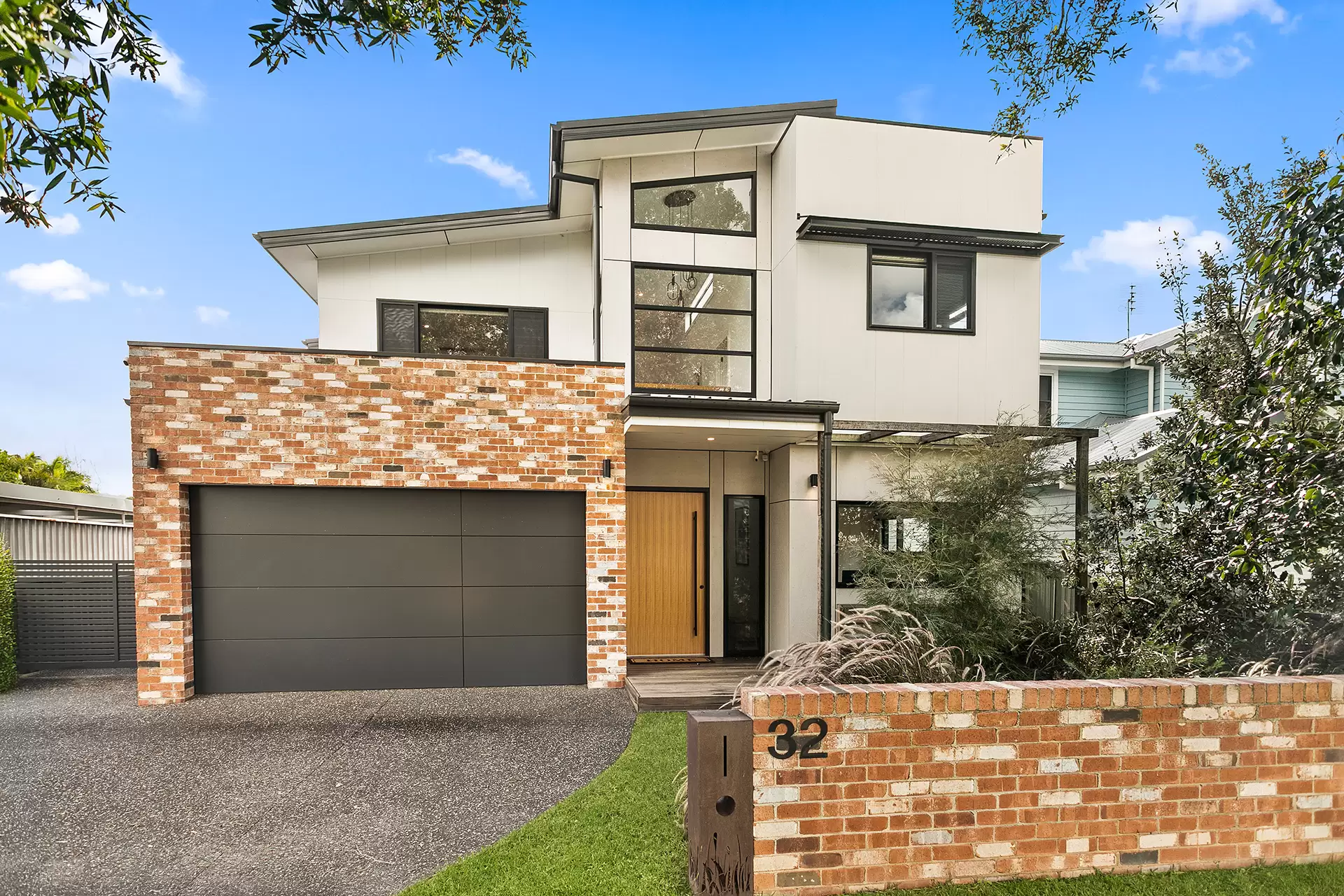 32 Thalassa Avenue, East Corrimal For Sale by Laurence Morgan Real Estate - image 1