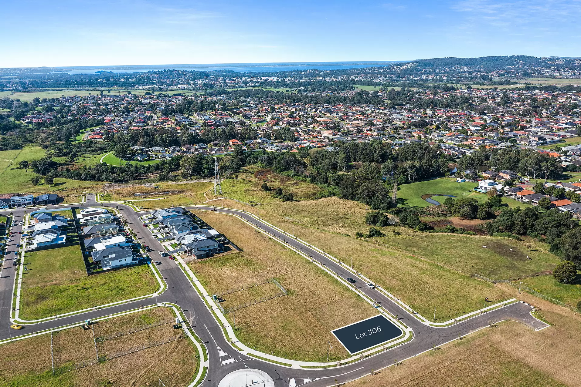 1 Sundew Street, Horsley For Sale by Laurence Morgan Real Estate - image 2