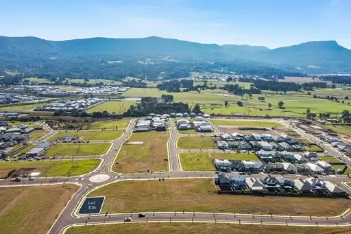 1 Sundew Street, Horsley For Sale by Laurence Morgan Real Estate
