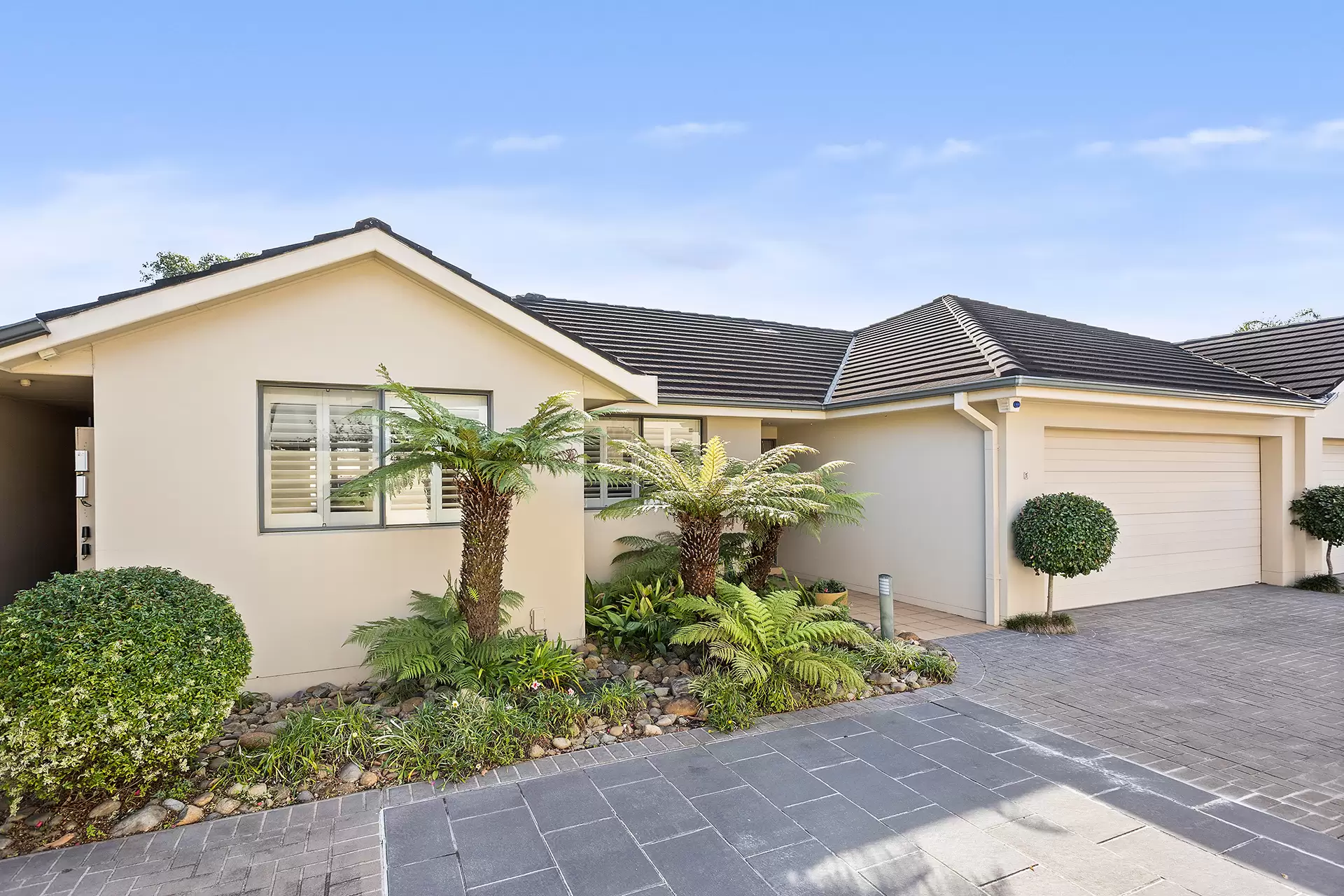 5/145 Pioneer Road, Towradgi For Sale by Laurence Morgan Real Estate - image 1