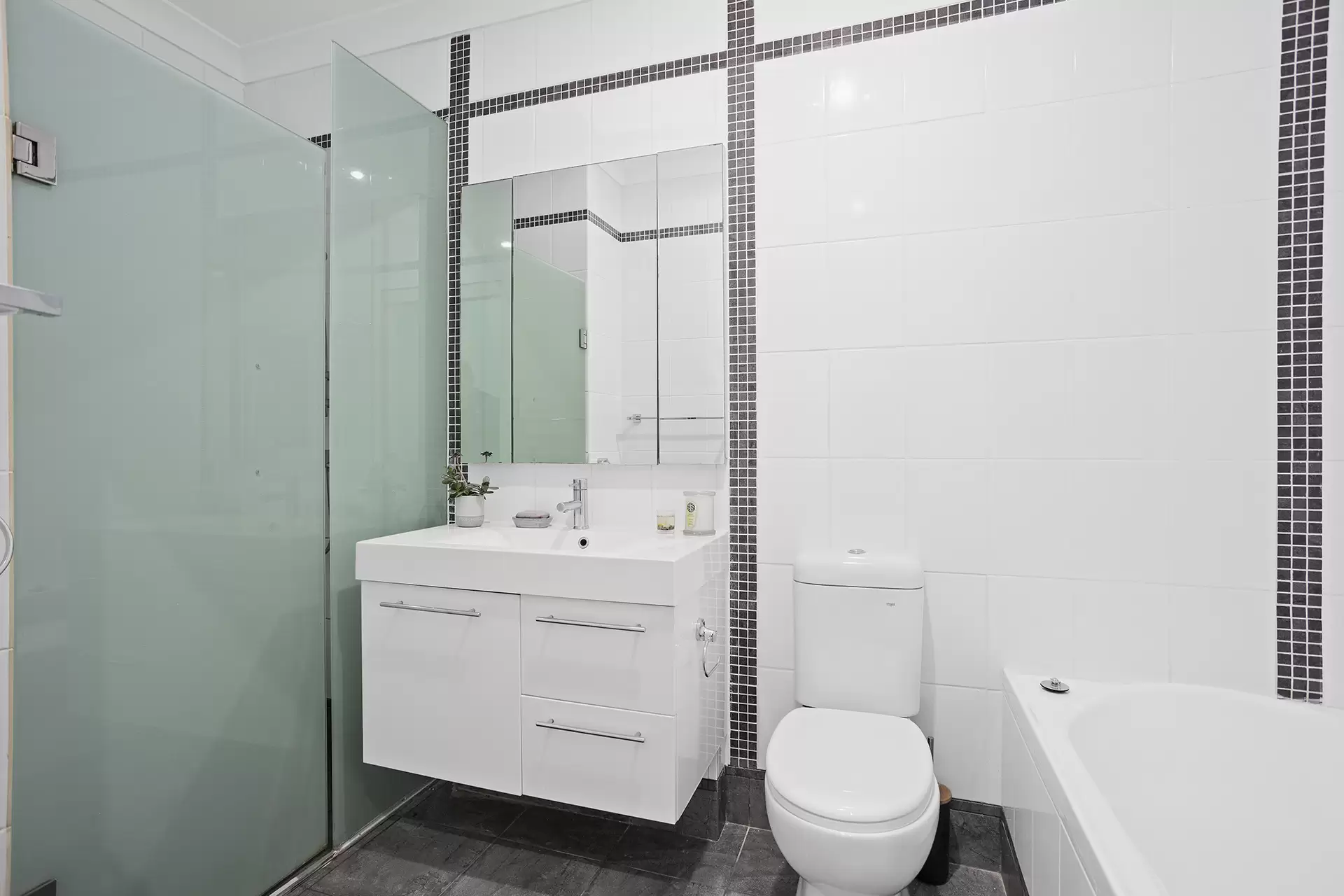 Fernhill Leased by Laurence Morgan Real Estate - image 7