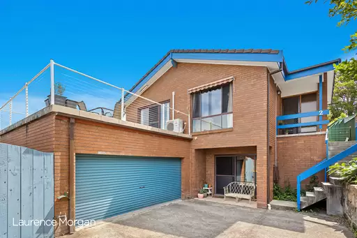 2/22 Spring Street, Mount Keira Sold by Laurence Morgan Real Estate